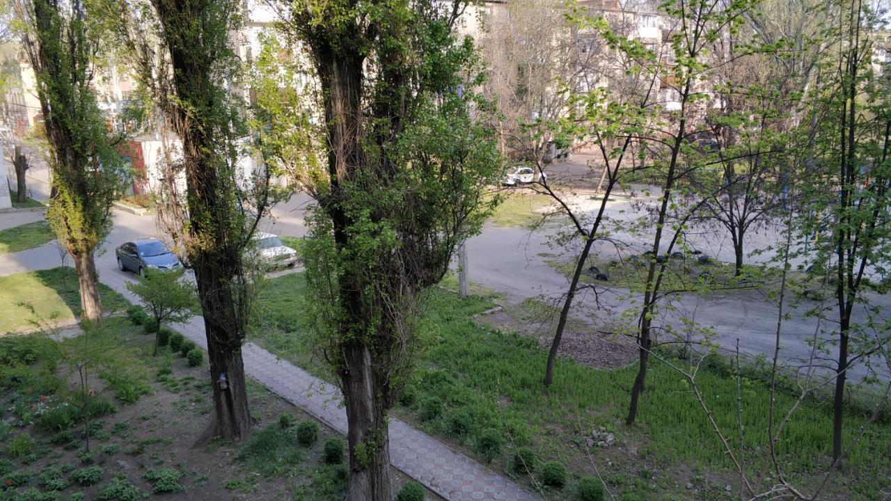 Двухкомнатный Люкс Центр Металлургов 19 Kr Apartments Krivoy Rog Luaran gambar